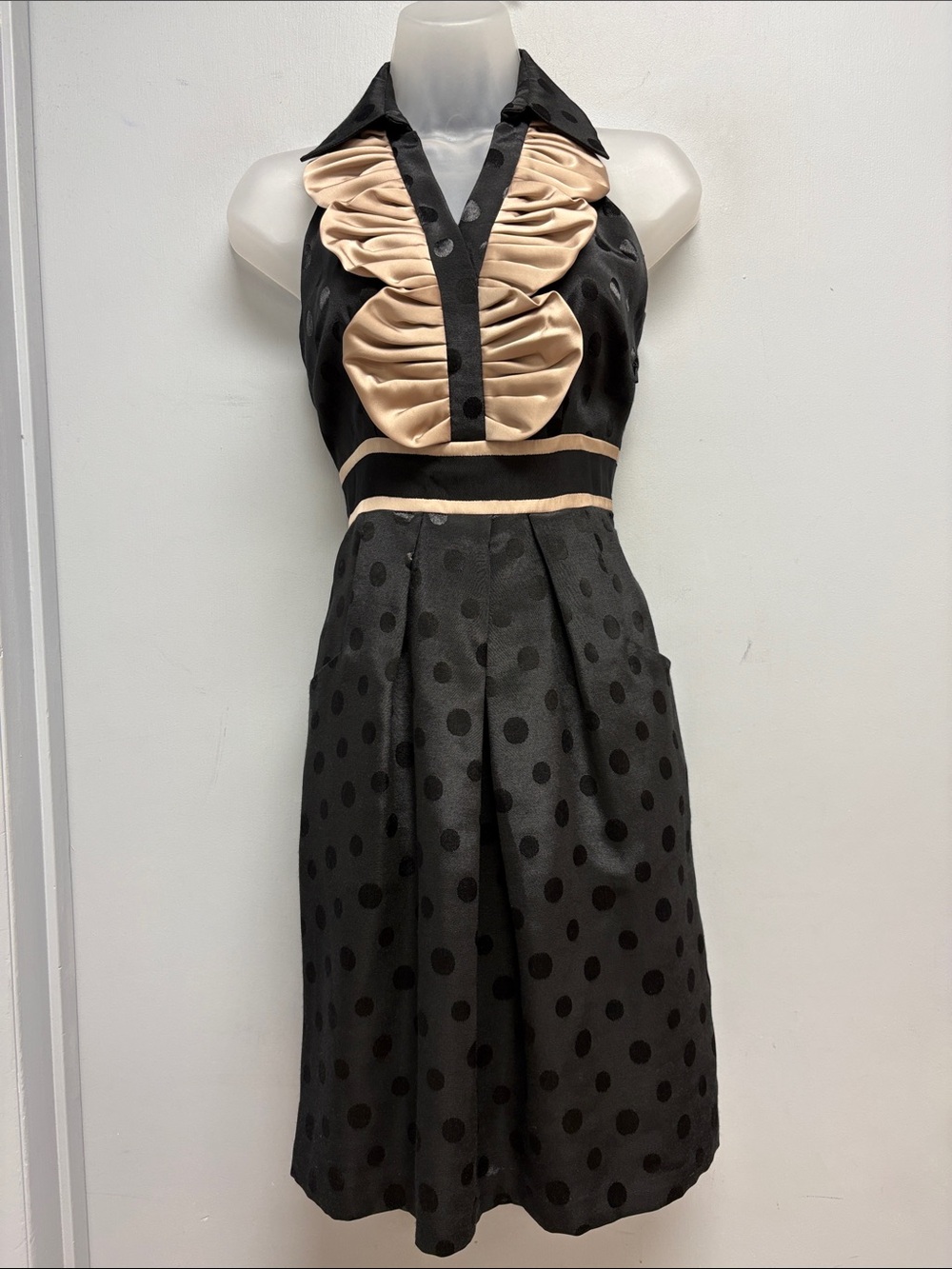 BCBG Paris Black Polka Dot Ruched Halter Cocktail Dress Size 2